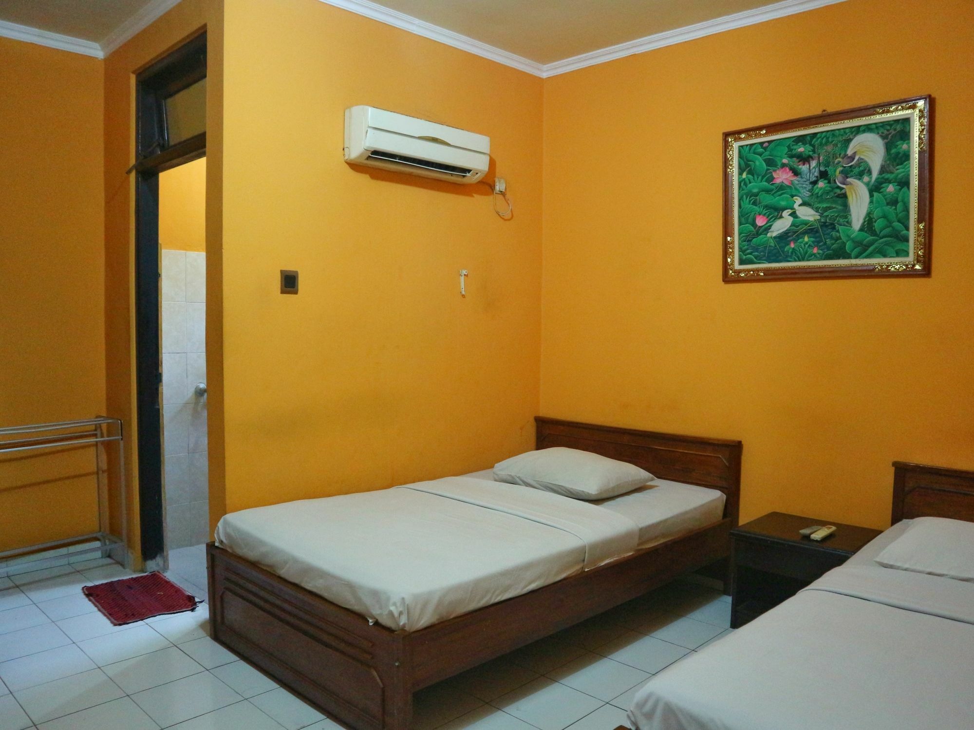 Sekar Sari Inn กูตา ภายนอก รูปภาพ